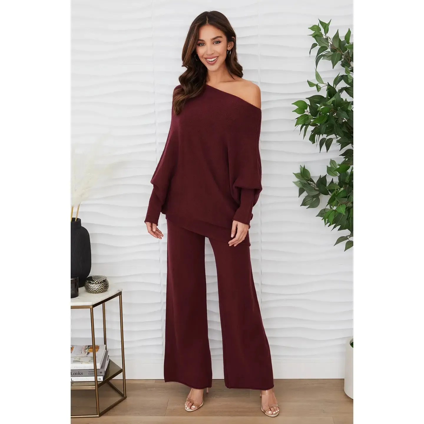 Italian Cozy Flared Pant in Wine