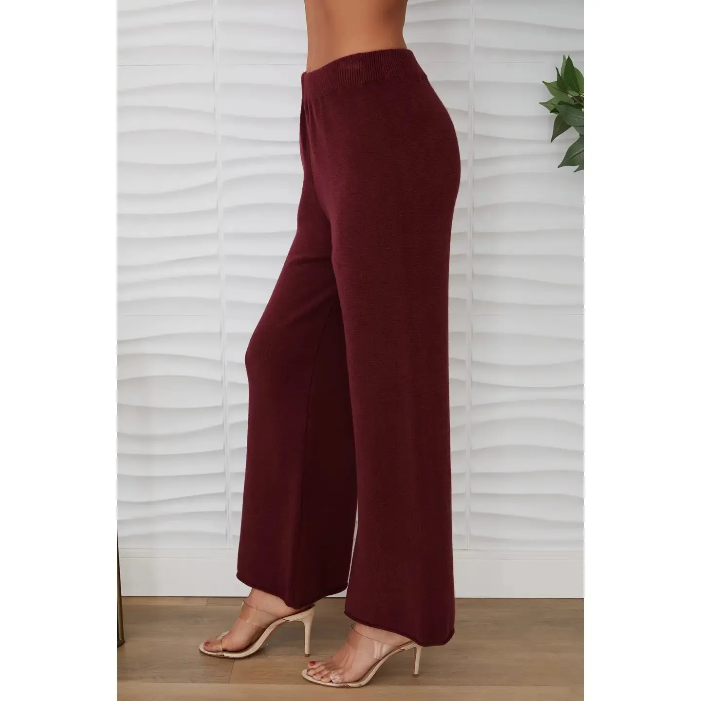 Italian Cozy Flared Pant in Wine