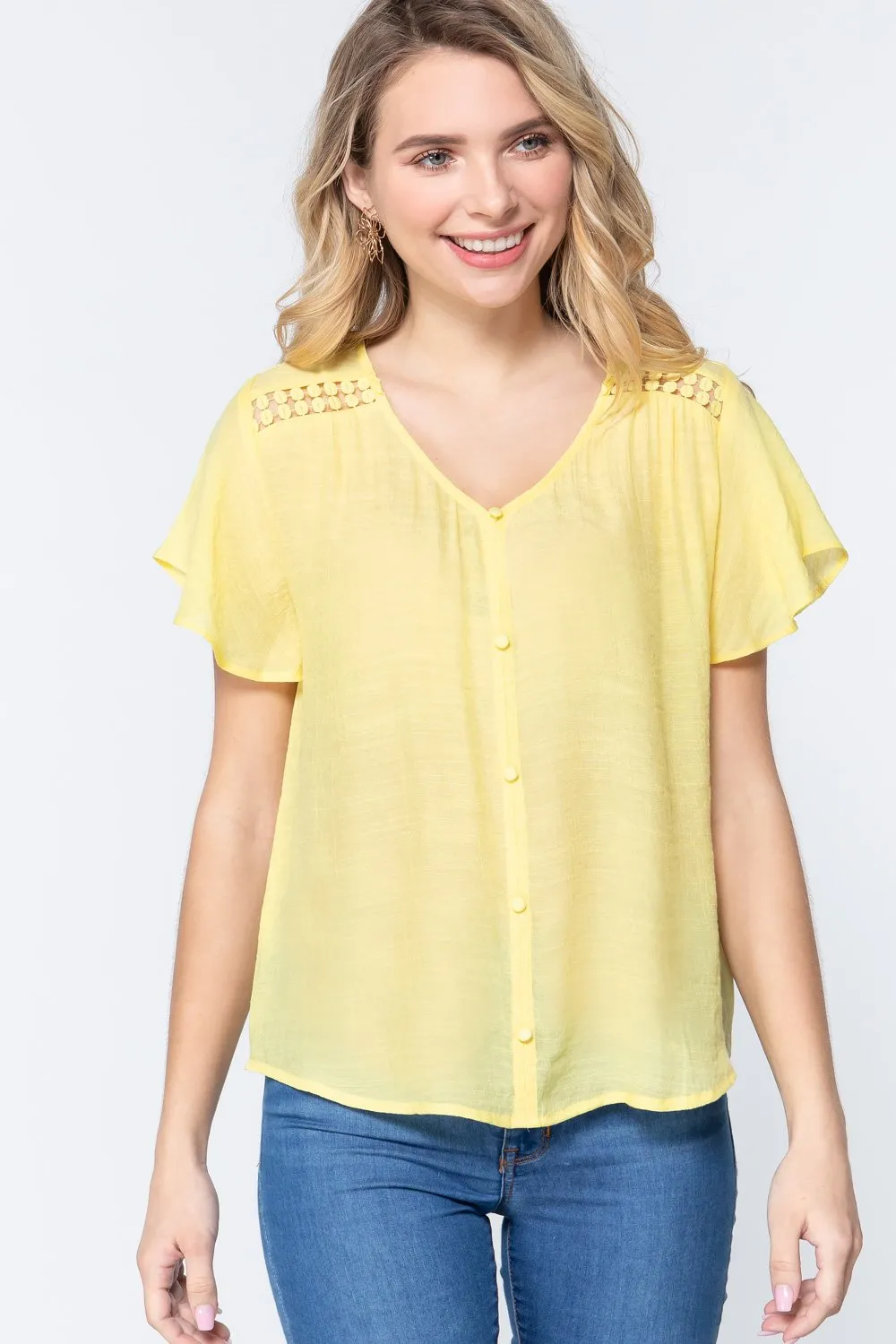 Women's Short Ruffle Slv V-neck Woven Top